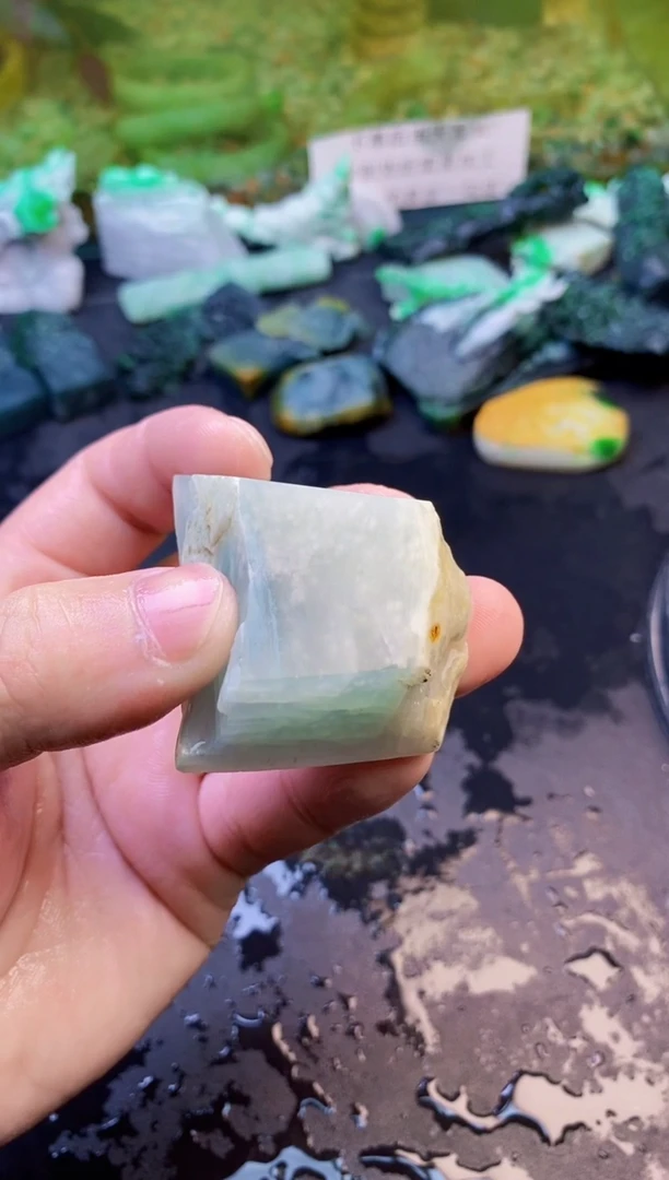 【闪购商品】翡翠颈饰未镶嵌127天然翡翠