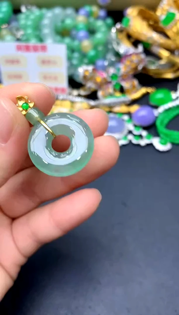 颈饰18K金镶嵌翡翠323-中国好珍宝