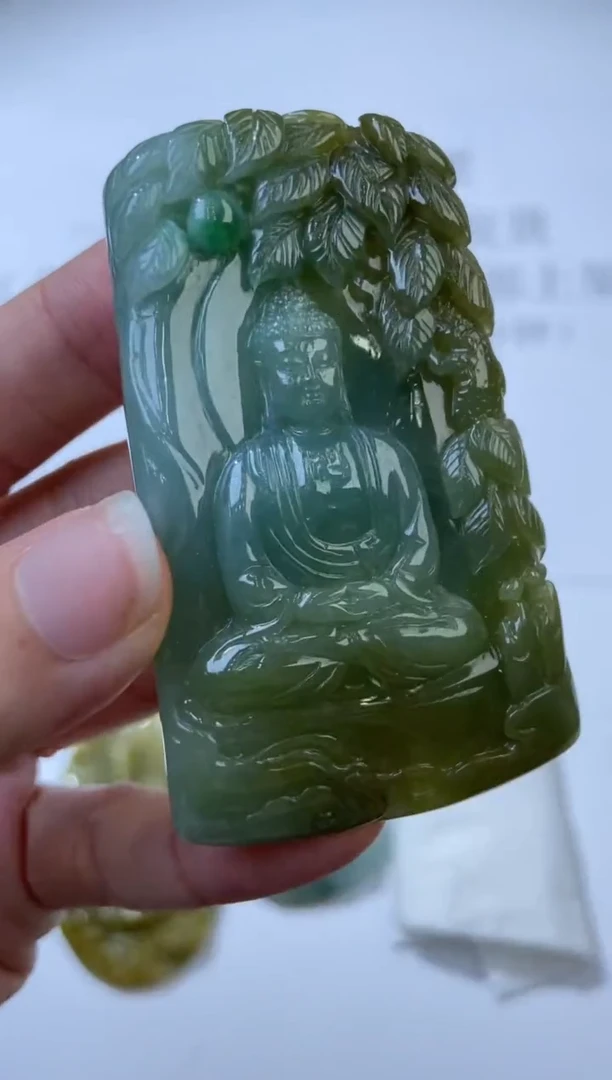 未镶嵌挂件翡翠300940      多人