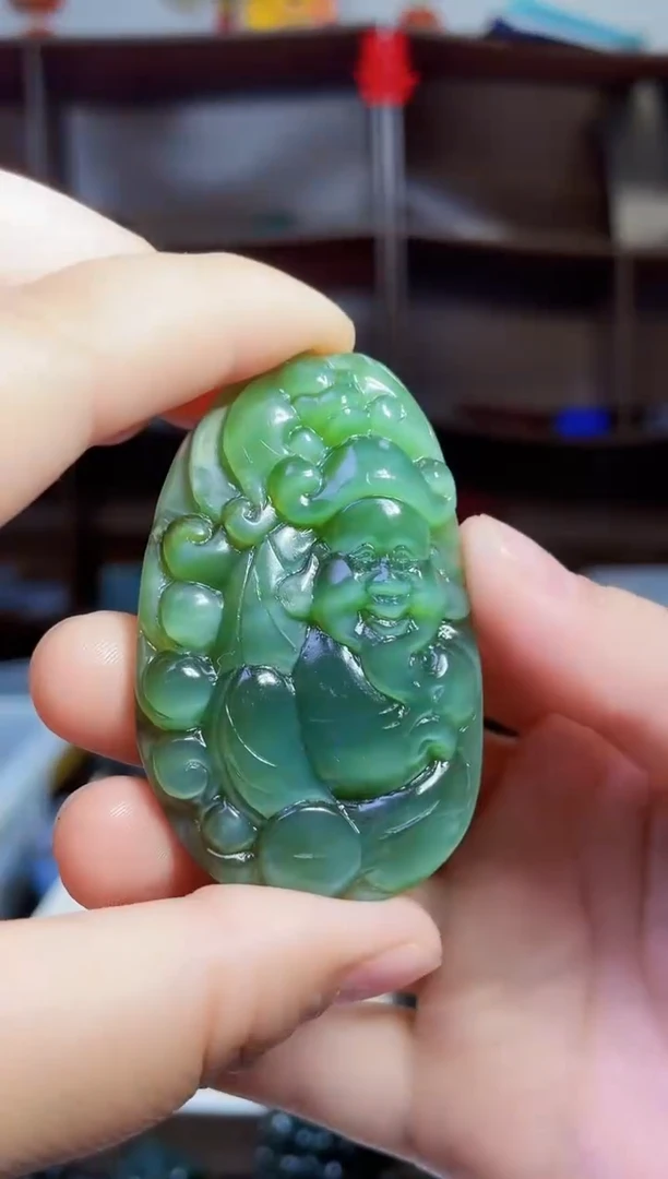 和田玉未镶嵌颈饰1