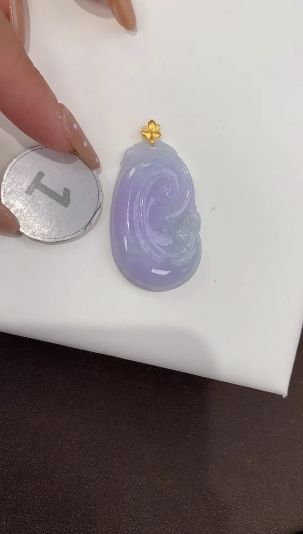 颈饰18K金镶嵌翡翠天然缅甸a货翡翠(多样性发其一