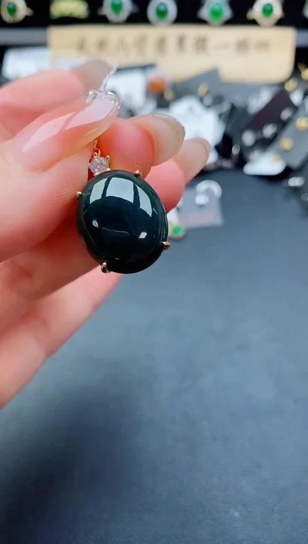 吊坠(赠链)银S925镶嵌翡翠50280