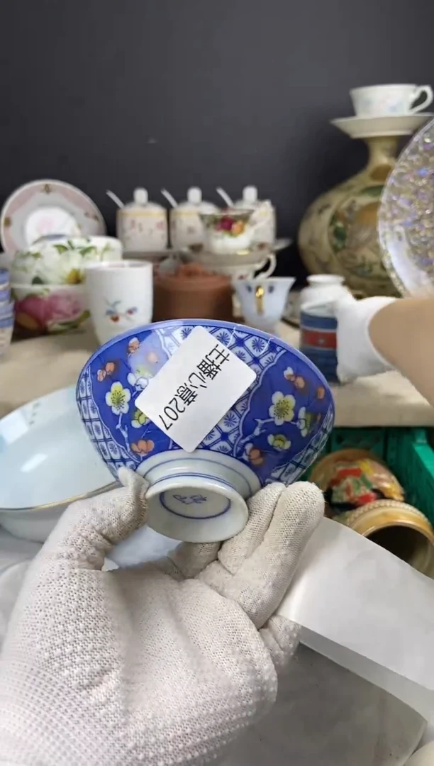 点关注，亮灯牌，满18包邮，感谢
