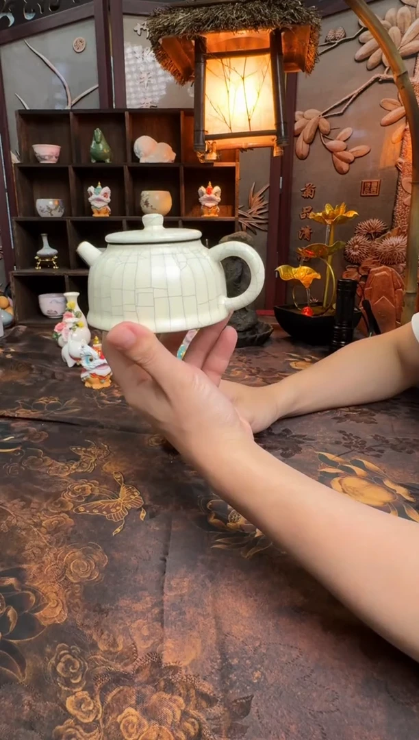 全德堂米黄壶一把