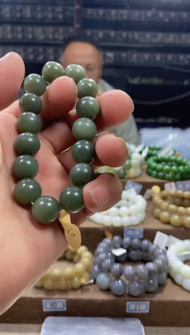 【闪购商品】和田玉手串未镶嵌.