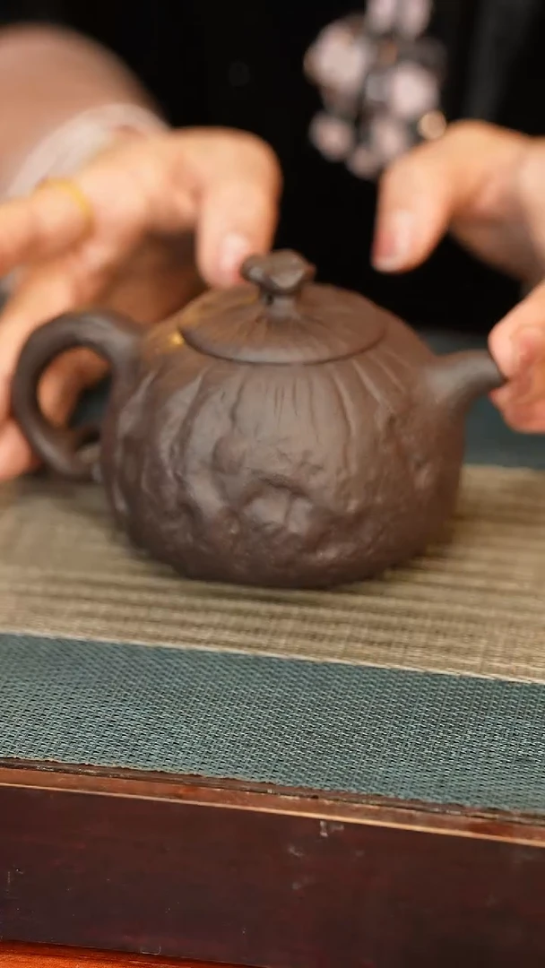 【闪购商品】喀左紫砂原矿手工制作