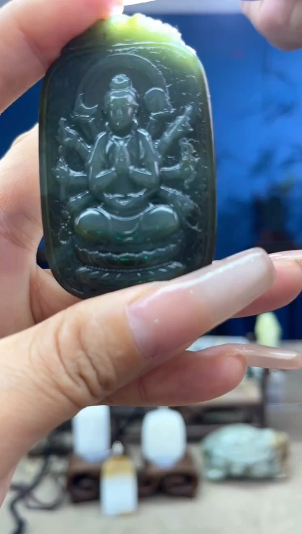 和田玉未镶嵌颈饰1