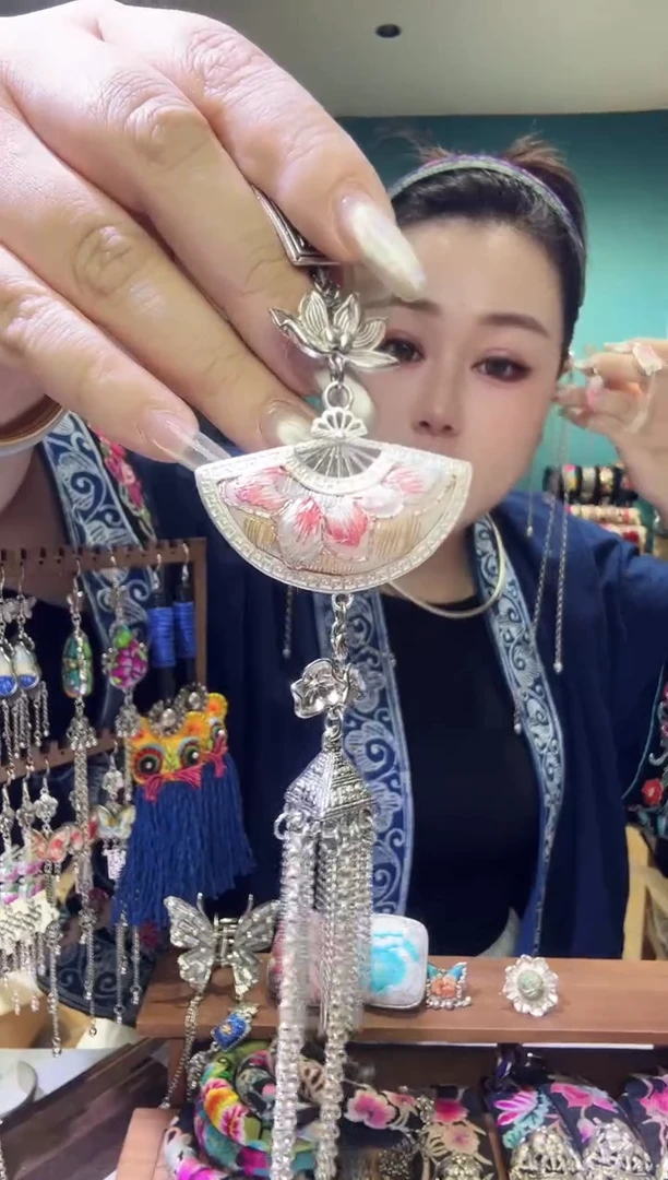 刺绣纯手工民族风刺绣压襟