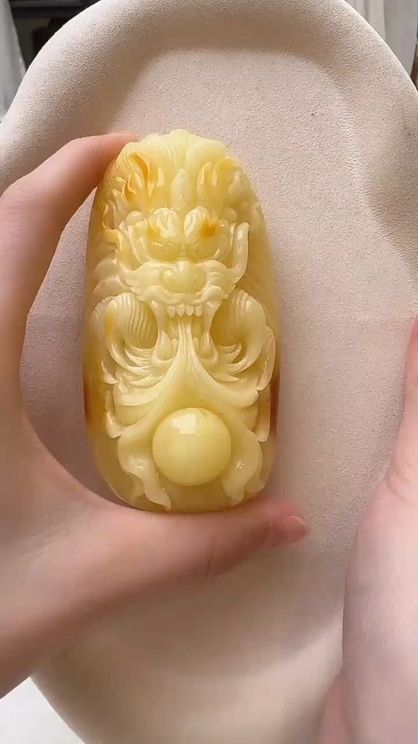 琥珀颈饰未镶嵌吊坠