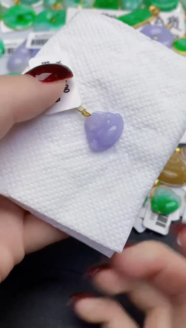 颈饰18K金镶嵌翡翠缅甸天然翡翠A货