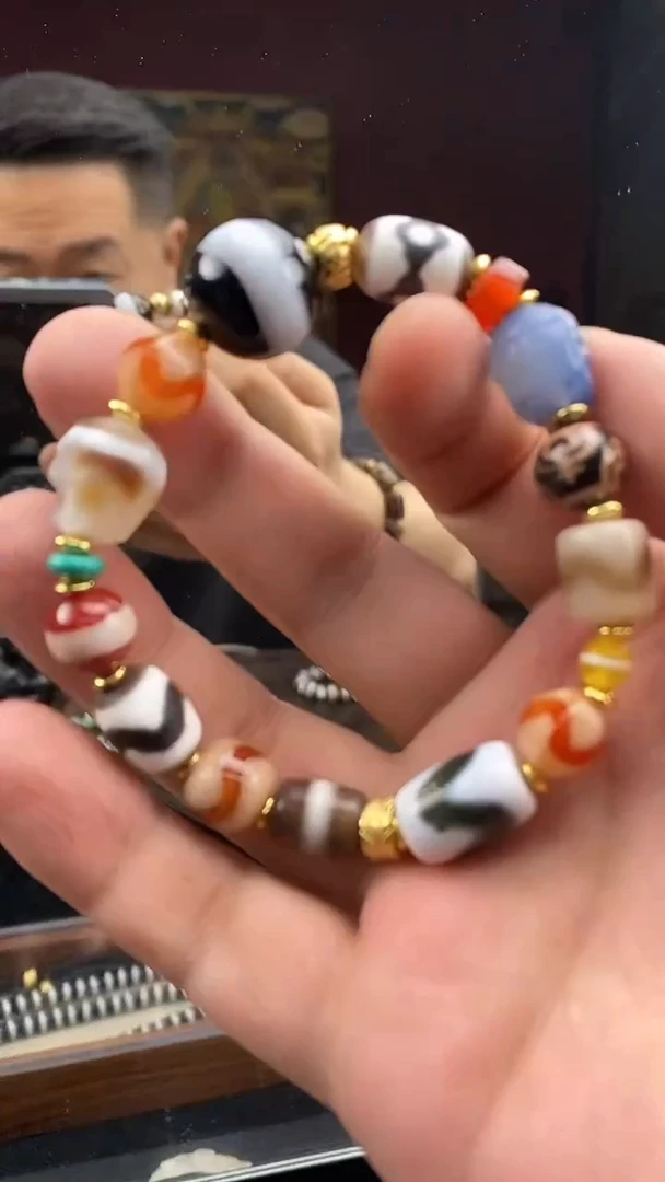 玛瑙/玉髓28未镶嵌-05011多样性发其一