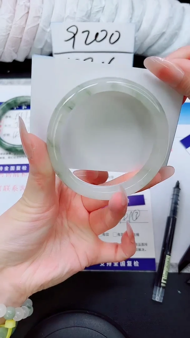 石英质玉手镯未镶嵌A142-60/61