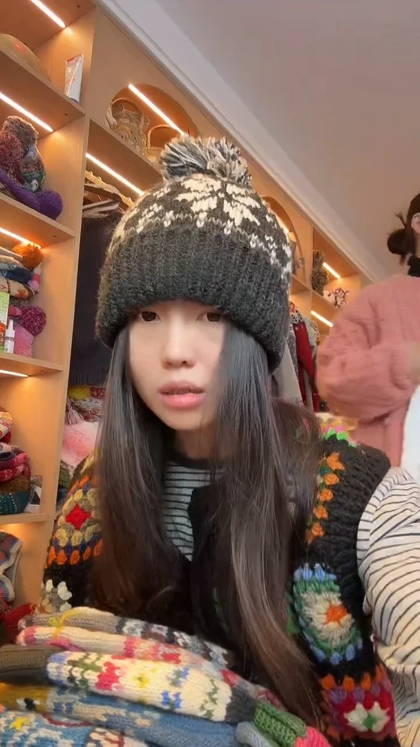 羊毛灰色雪花帽