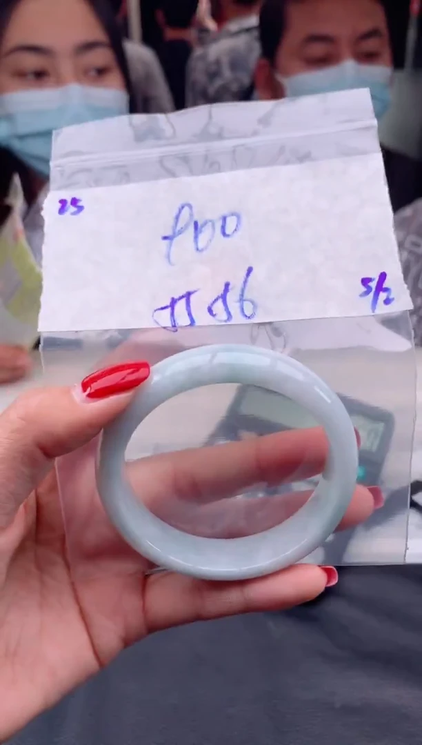 【闪购商品】定制翡翠未镶嵌25毛货需精细抛光手镯多样性拍一发一