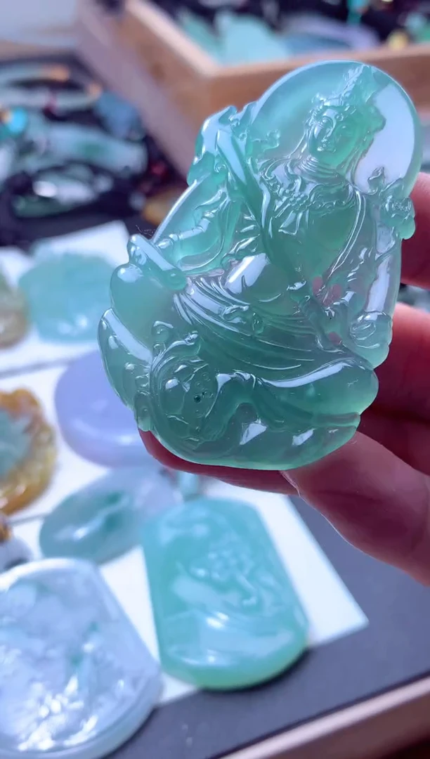 颈饰未镶嵌翡翠天然A货翡翠