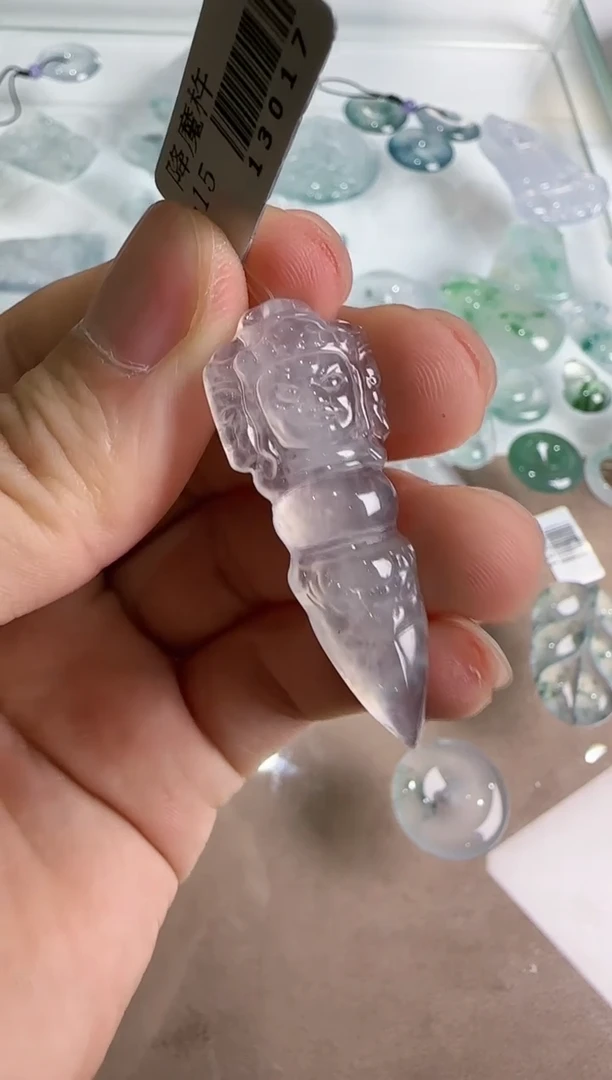 【闪购商品】翡翠吊坠(不含链)未镶嵌··