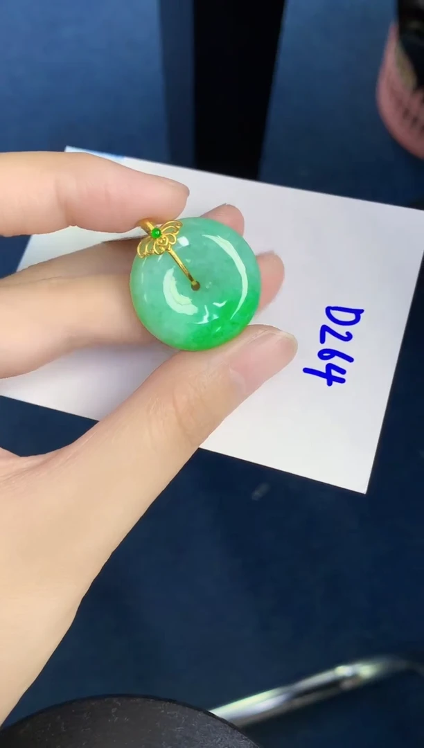 翡翠18K金镶嵌颈饰天然翡翠緬甸A貨