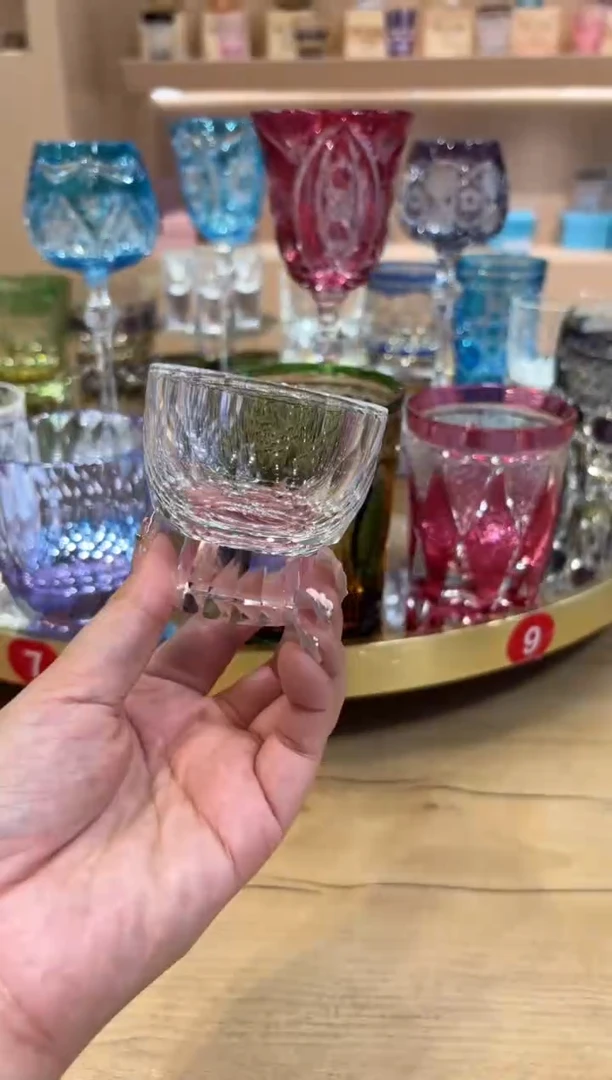 直播间闪烁买一送一粉色