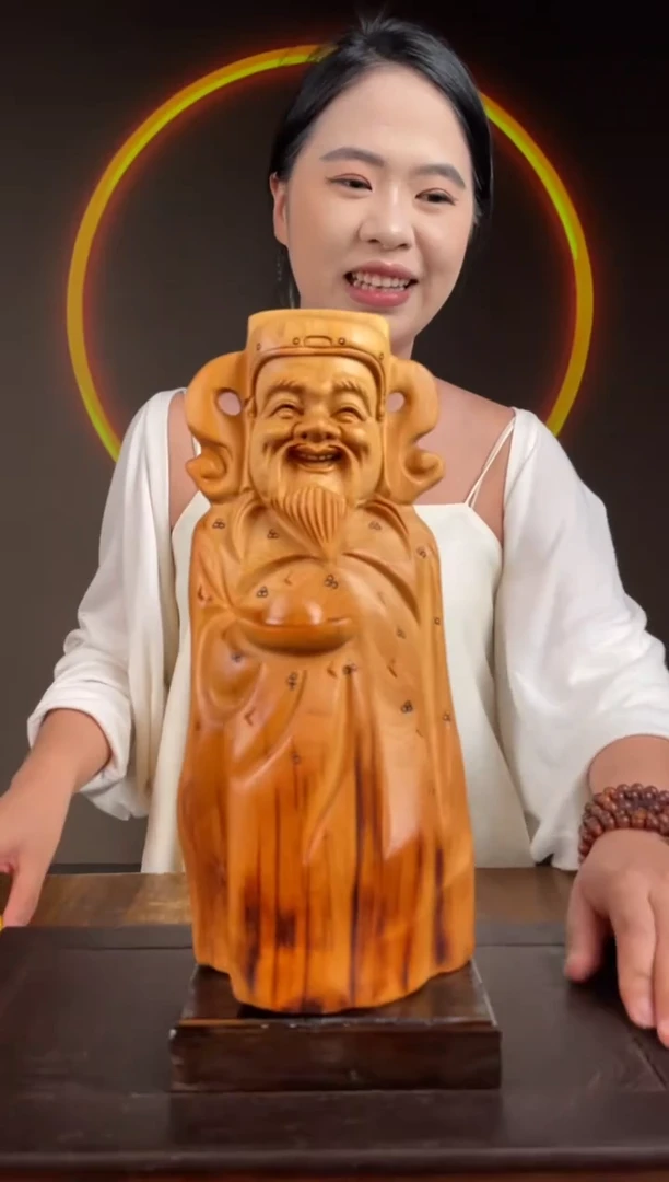 柏木（崖柏）手工摆件,先抢先得! 编号:68