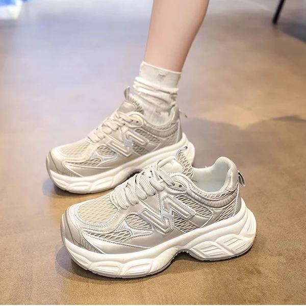 2025夏季新款超火厚底网面老爹鞋女百搭薄款透气增高休闲运动鞋