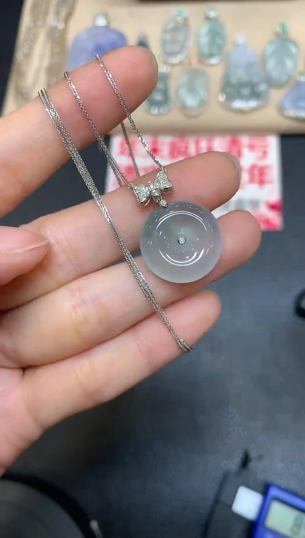 【闪购商品】翡翠颈饰18K金镶嵌【无服务费