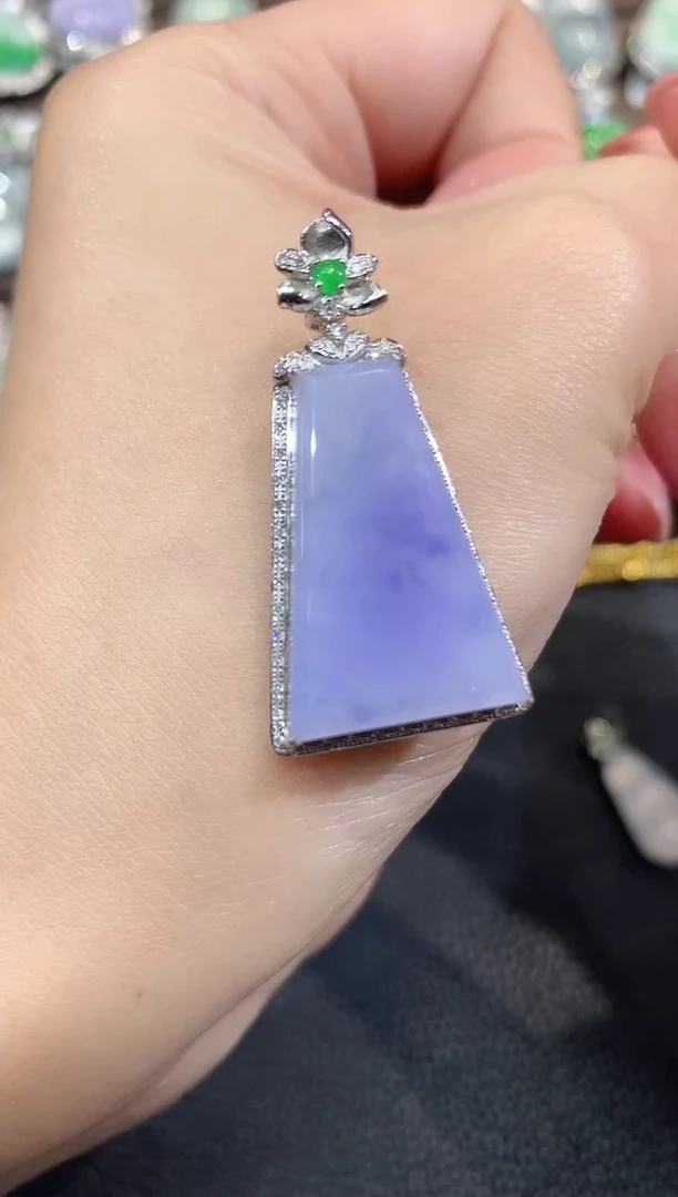 吊坠(不含链)18K金镶嵌翡翠C8 紫货有一定色差