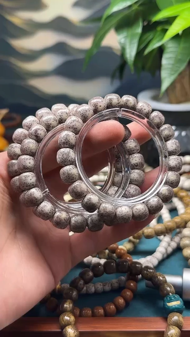 星月菩提手串灰糯冰 S014 同枝月留白大尺寸11*10
