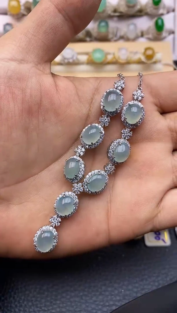 【闪购商品】翡翠颈饰未镶嵌福利款 8880