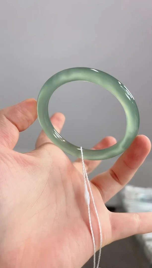 手镯玛瑙/玉髓未镶嵌60圈卡8