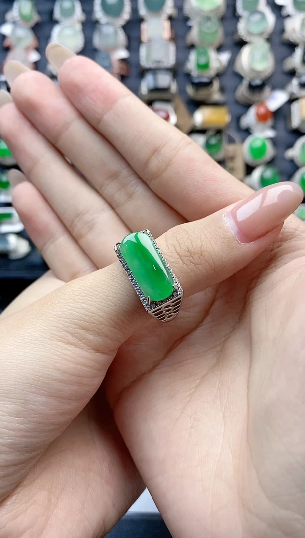 【闪购商品】翡翠戒指银S925镶嵌天然A货翡翠开口戒指