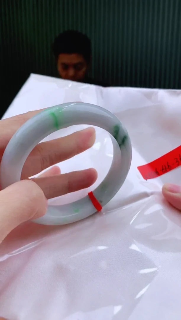 未镶嵌手镯翡翠61