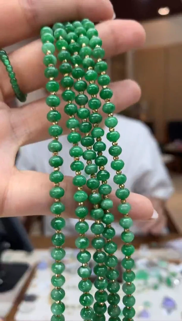 18K金镶嵌手链翡翠手链多样性发货1件