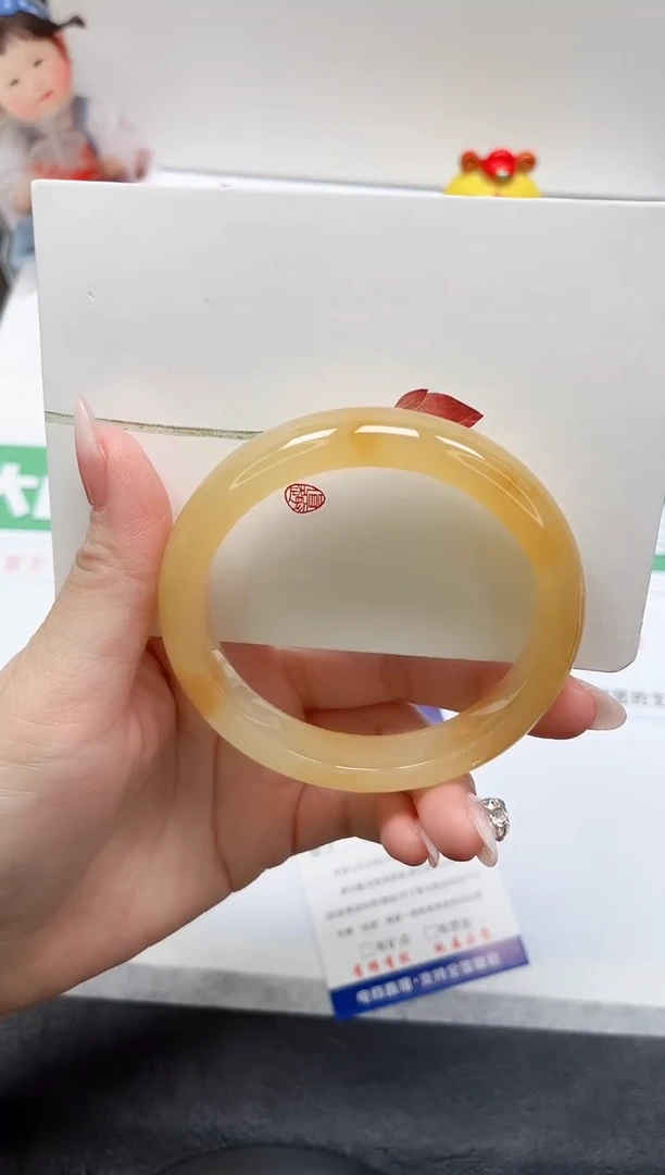 【闪购商品】石英质玉手镯未镶嵌280-61