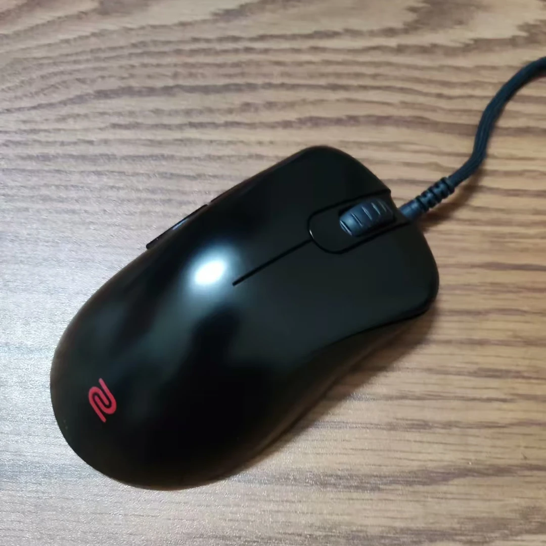 9新 ZOWIE GEAR/卓威奇亚  EC2 游戏专业 有线电竞鼠标