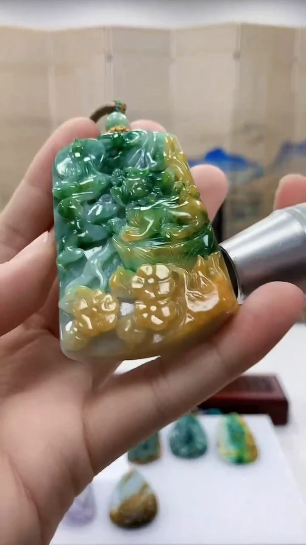 【闪购商品】定制翡翠未镶嵌4812bb-毛货挂件47
