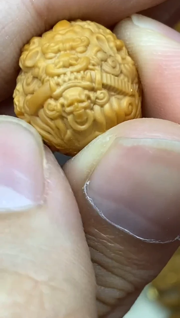 吊坠猴头核桃九灵元圣