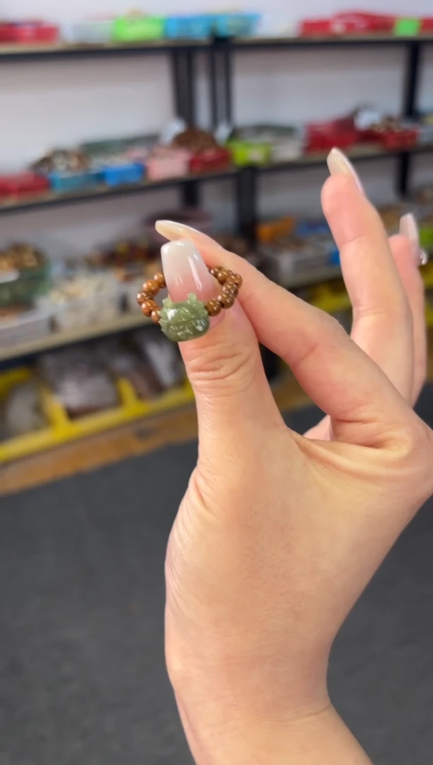 【闪购商品】和田玉（碧玉）颈饰未镶嵌库克和田碧玉小龙人戒指