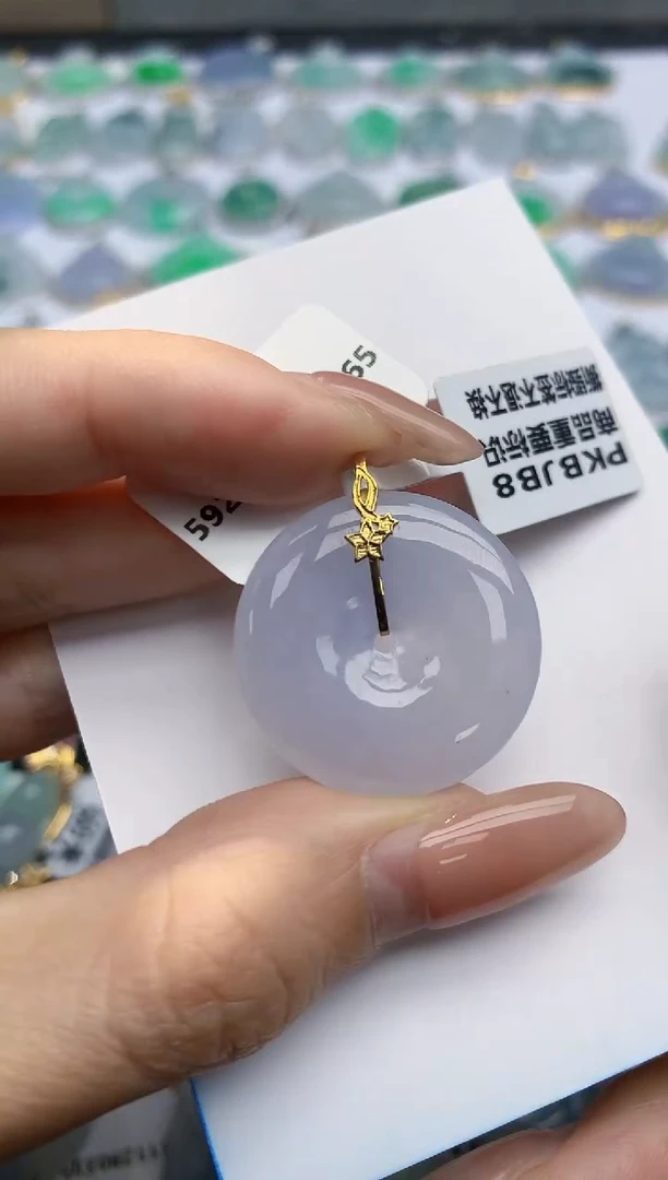 【闪购商品】翡翠挂件18K金镶嵌天然翡翠A货