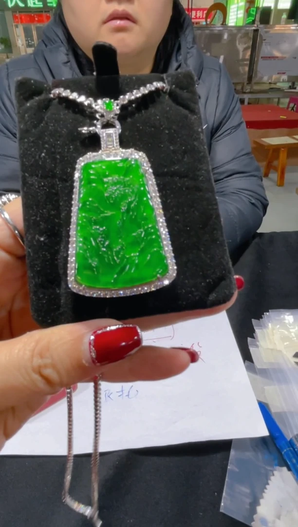 【闪购商品】定制翡翠未镶嵌天然A货翡翠假一罚四（多样性）