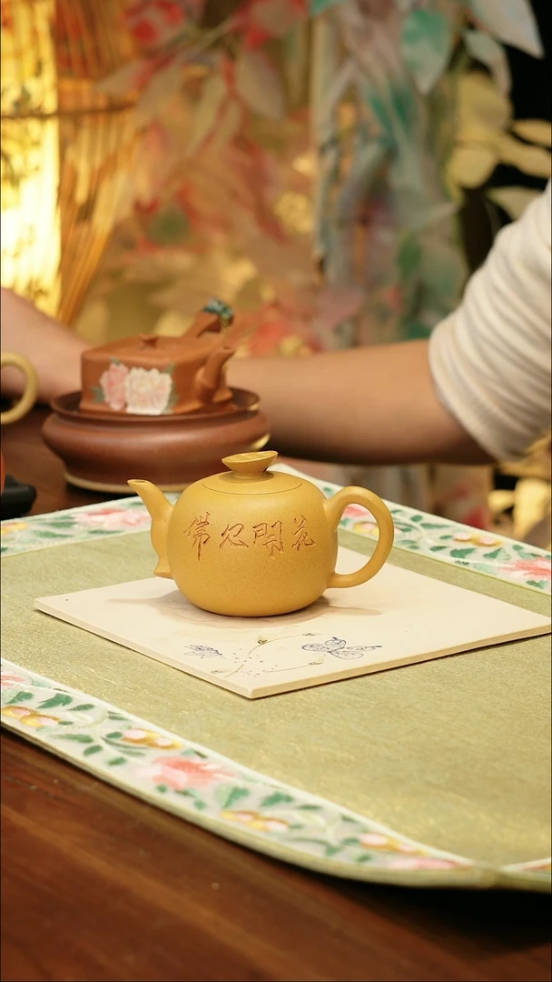 宜兴原矿手工紫砂壶