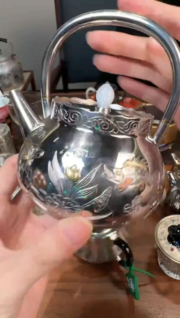 呆坐专场银壶DZ0097 呆坐-寸发标手作錾刻嵌金鱼藻纹提梁壶 300ml