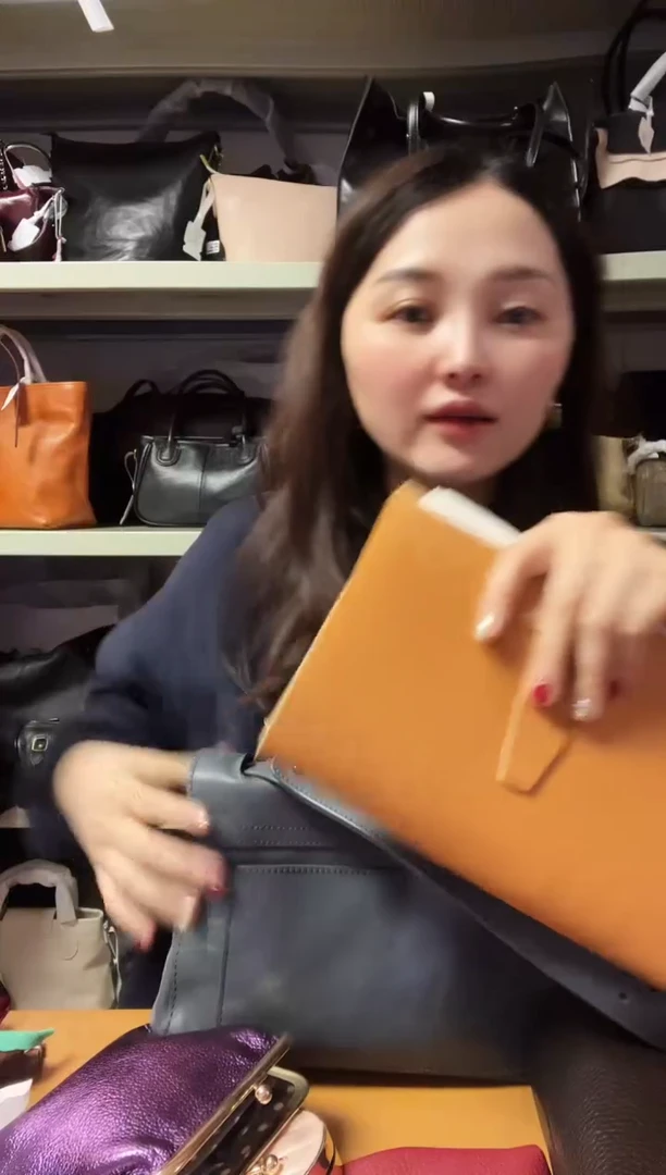 小牛皮（革）高端订制时尚百搭女士挂件