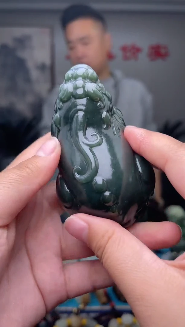 未镶嵌和田玉挂件1