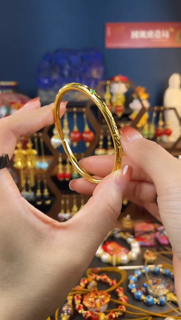 【闪购商品】413号珐琅景泰蓝仿錾刻开口手镯