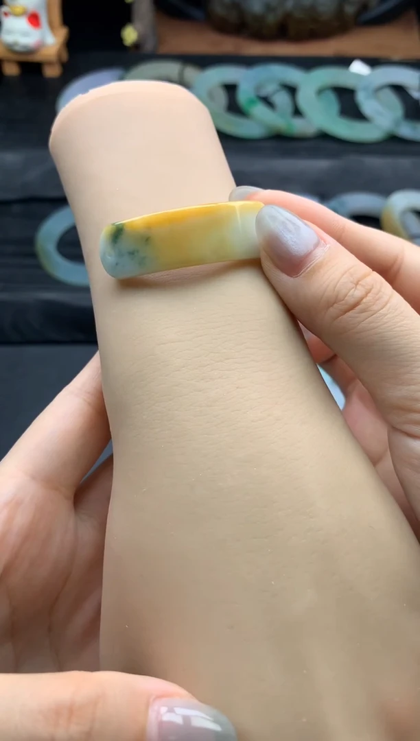 未镶嵌手绳翡翠手牌