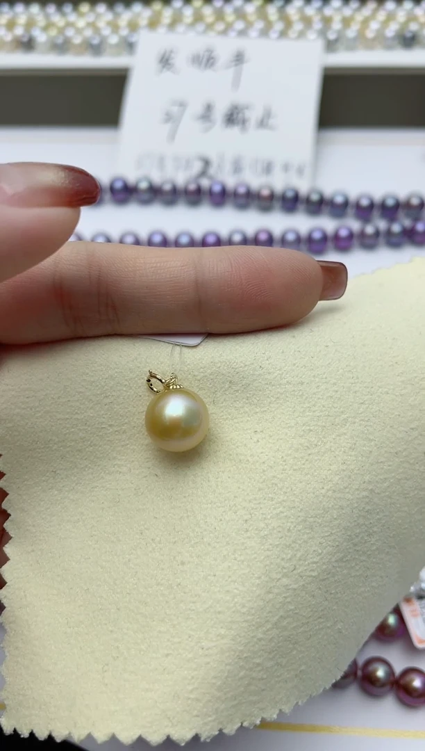 【闪购商品】海水珍珠颈饰18K金镶嵌W70
