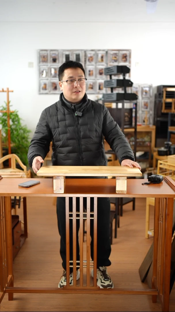 木橡胶木原色桌面增高架