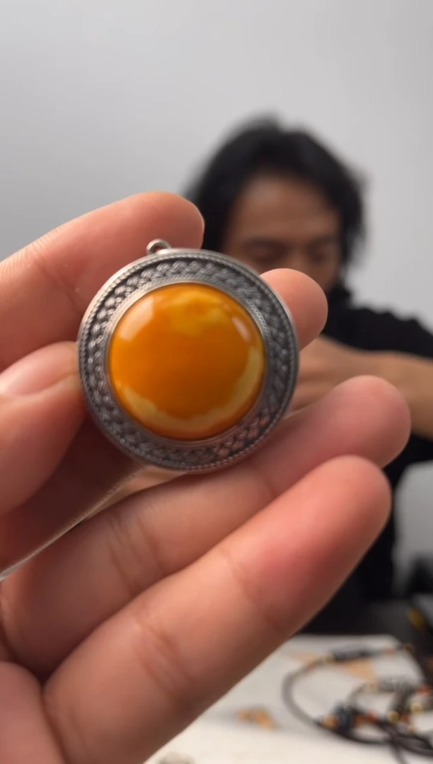 【闪购商品】蜜蜡项链未镶嵌噶玛家