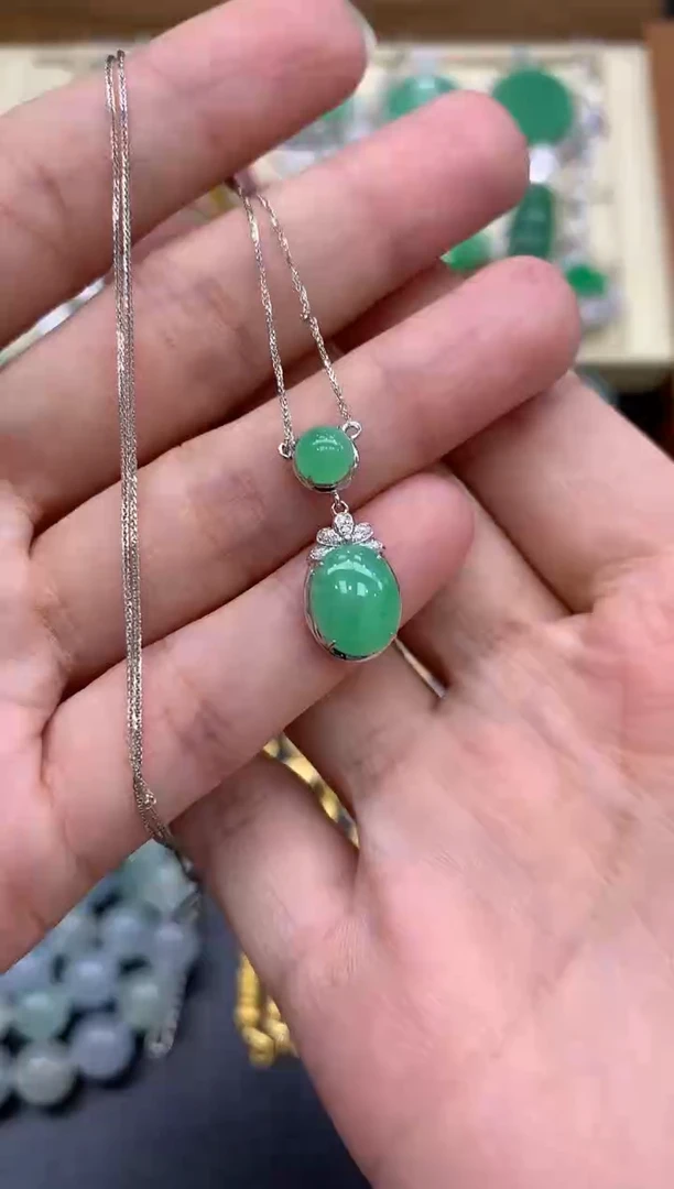 翡翠18K金镶嵌颈饰337-中国好珍宝