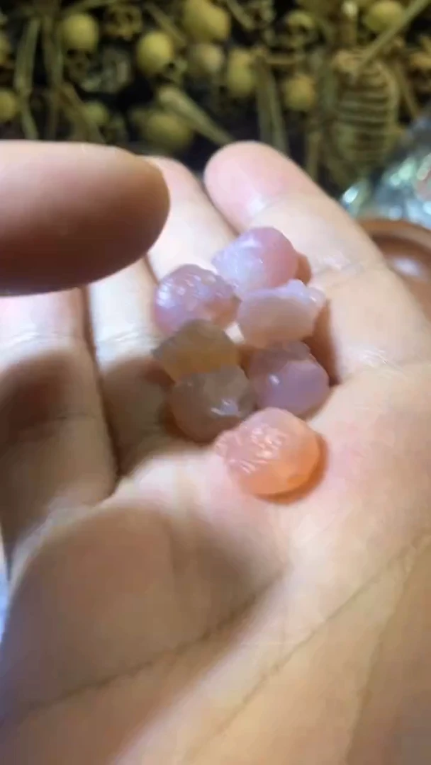 【闪购商品】玛瑙/玉髓颈饰未镶嵌4粉糯半竖对耳9 多样性发货发其一